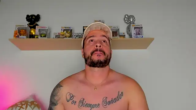 camilo restrepo21 online show from 01/16/26, 03:21