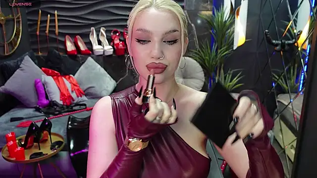 MistressDarsy online show from 02/23/25, 09:44