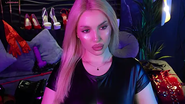 MistressDarsy online show from 03/19/25, 10:11