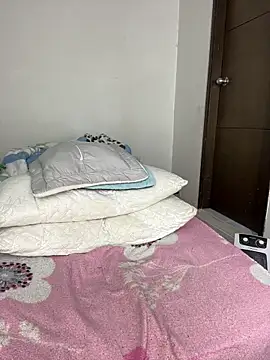 sandylau online show from 10/03/25, 12:47