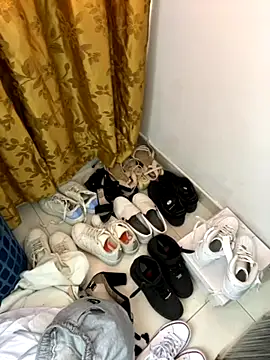 sandylau online show from 11/09/25, 01:37