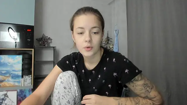 why again me online show from 12/21/25, 07:26