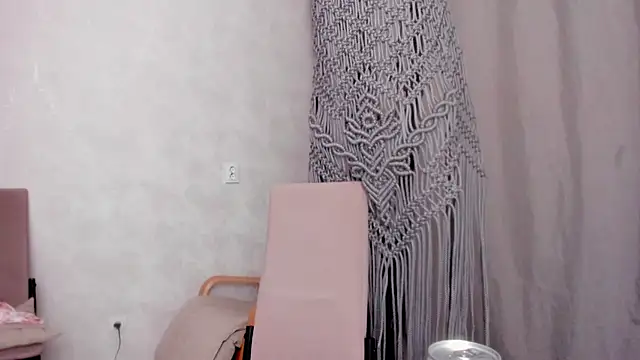 Snapshot of why_again_me chatting on 03/16/25, 06:55 why again me online show from 03/16/25, 06:55