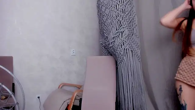 Snapshot of why_again_me chatting on 03/20/25, 09:56 why again me online show from 03/20/25, 09:56