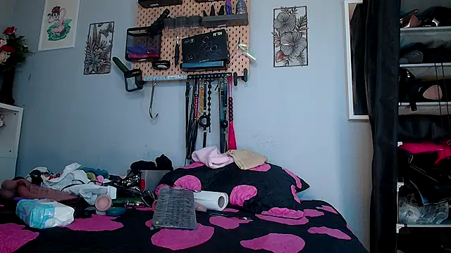 Snapshot of barbarah_ chatting on 09/09/25, 06:45 barbarah online show from 09/09/25, 06:45