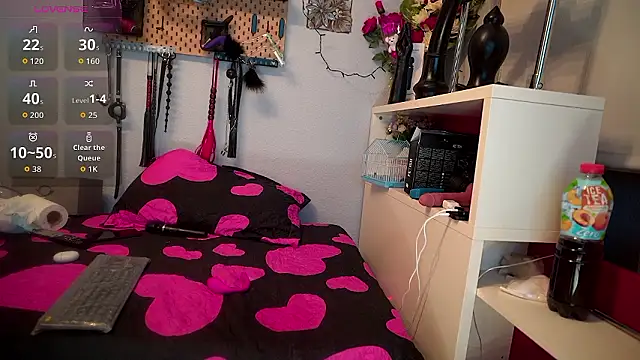 barbarah  online show from 03/25/26, 10:47