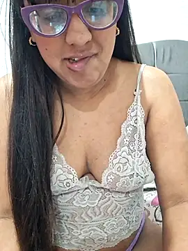 ZaidaWet online show from 11/27/25, 11:54