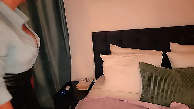 Wonderful Woman online show from 06/26/26, 09:31