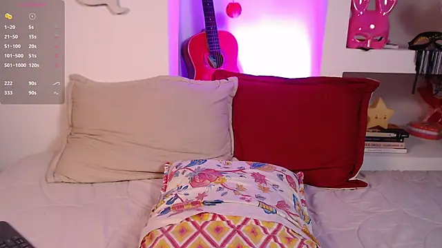 lailypink online show from 10/30/25, 12:20