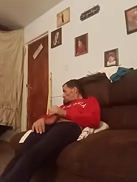 Snapshot of theeeegodv5 chatting on 12/31/24, 05:44 theeeegodv5 online show from 12/31/24, 05:44