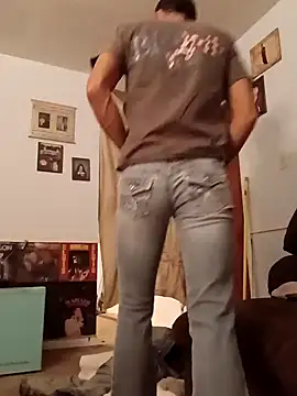 Snapshot of theeeegodv5 chatting on 12/30/24, 03:58 theeeegodv5 online show from 12/30/24, 03:58