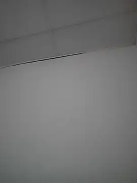 hooiyi321 online show from 12/08/24, 12:02