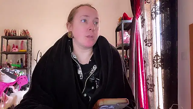 kisicaxx online show from 01/11/26, 11:50