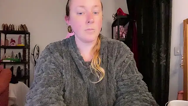 kisicaxx online show from 03/12/26, 07:07