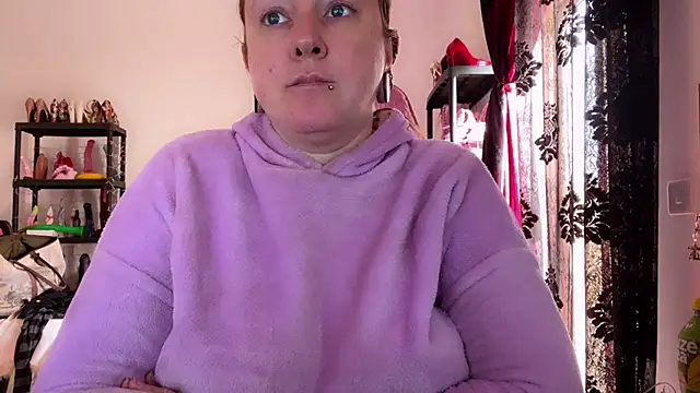 kisicaxx online show from 03/03/26, 09:27