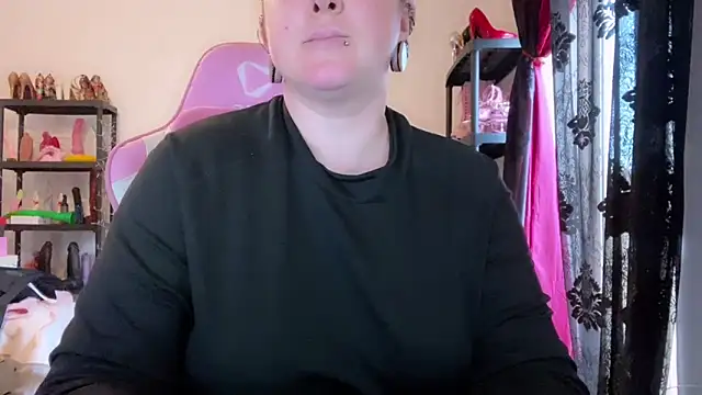 kisicaxx online show from 02/08/26, 02:48