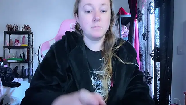 kisicaxx online show from 02/17/26, 02:58