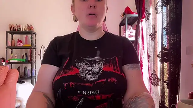 kisicaxx online show from 03/13/26, 09:03