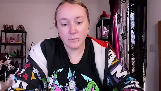 kisicaxx online show from 01/07/26, 12:43