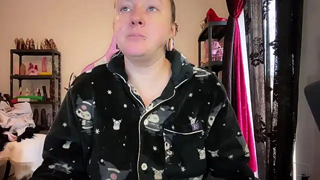 kisicaxx online show from 01/16/26, 08:40