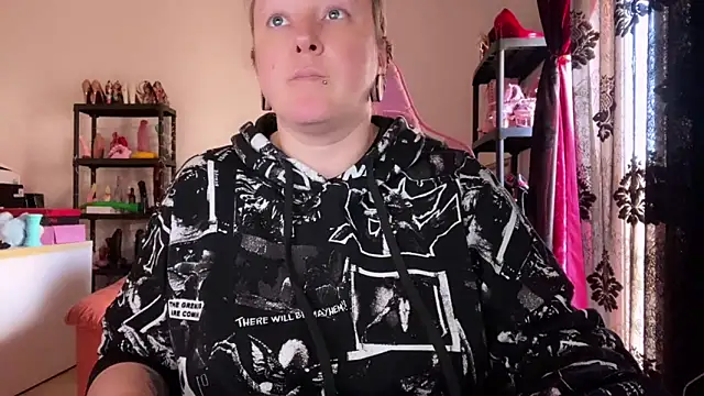 kisicaxx online show from 03/18/26, 02:41