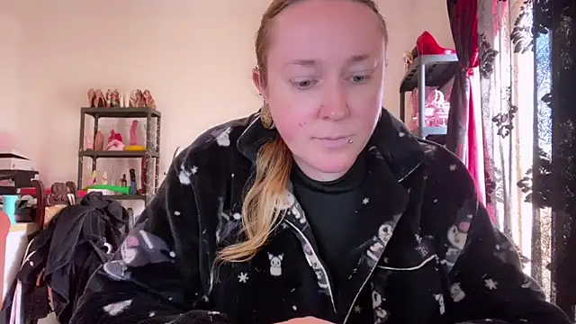 kisicaxx online show from 02/20/26, 11:23