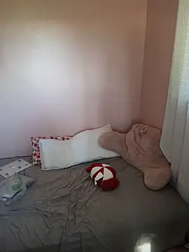 lovely beast online show from 12/05/25, 06:17