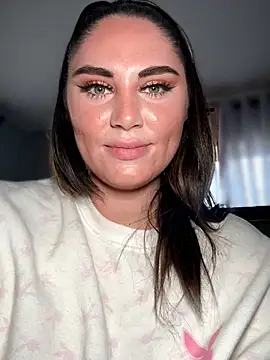 lovely beast online show from 02/18/26, 05:42