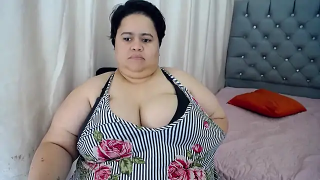 hotlesby4uxxx online show from 12/06/24, 10:46