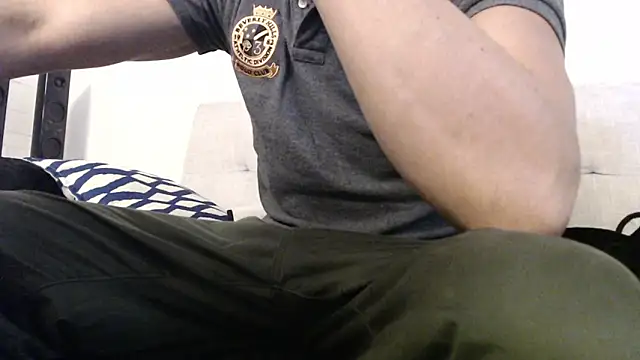 SebastianReiss online show from 02/10/25, 04:14