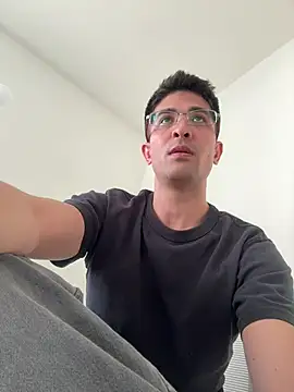 SebastianReiss online show from 04/18/26, 01:19