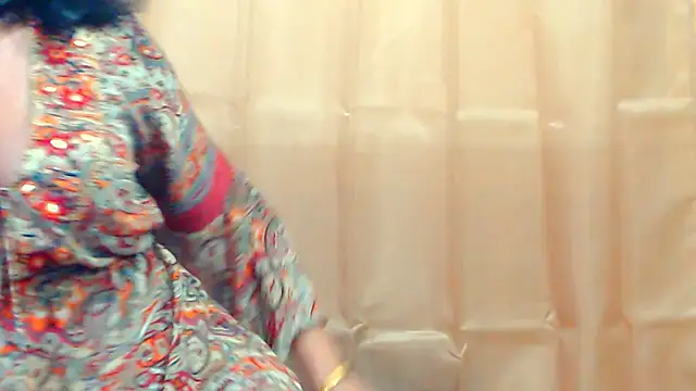 Snapshot of Fun4tipz chatting on 10/07/25, 02:12 Fun4tipz online show from 10/07/25, 02:12