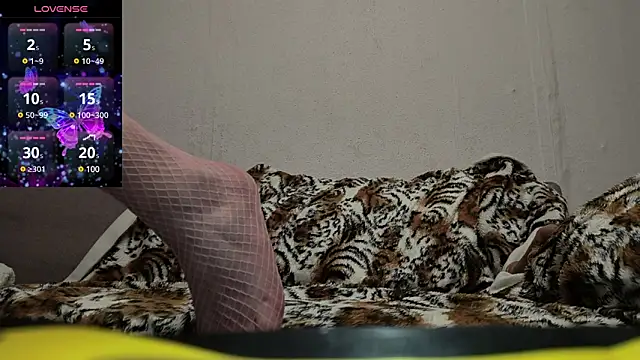 kimberjames84 online show from 03/19/25, 10:31