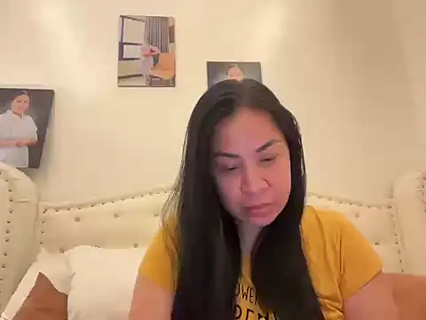 Snapshot of Tightwetholesxx chatting on 03/25/26, 12:59 Tightwetholesxx online show from 03/25/26, 12:59