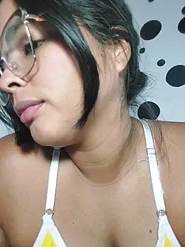 missmelissa  online show from 04/19/26, 02:12