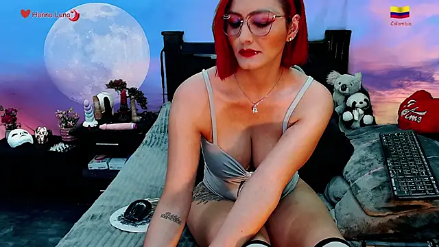 Hanna Luna online show from 01/10/25, 07:46