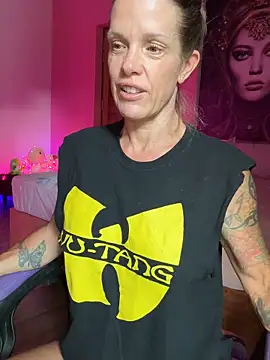 mommyselenafit  online show from 03/06/26, 10:10