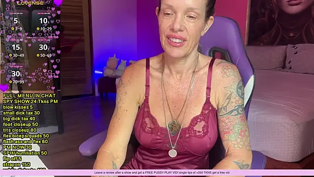 mommyselenafit  online show from 11/27/25, 06:47