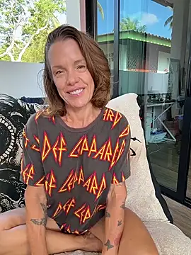 mommyselenafit  online show from 03/10/26, 02:15