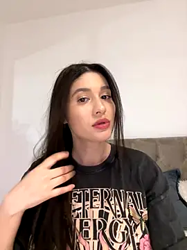 Snapshot of IrisBlues chatting on 12/04/25, 05:23 IrisBlues online show from 12/04/25, 05:23