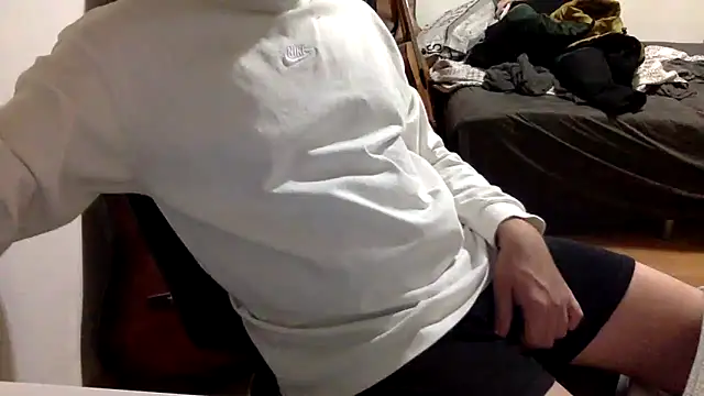 BADGUY2021 online show from 12/17/25, 06:35