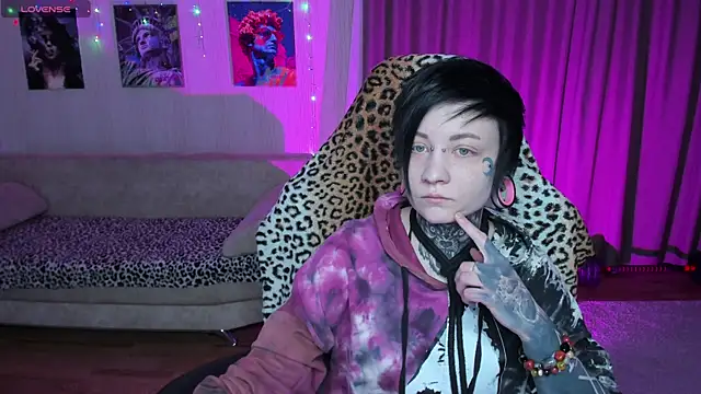 Snapshot of acid_trip1l chatting on 02/15/25, 07:28 acid trip1l online show from 02/15/25, 07:28