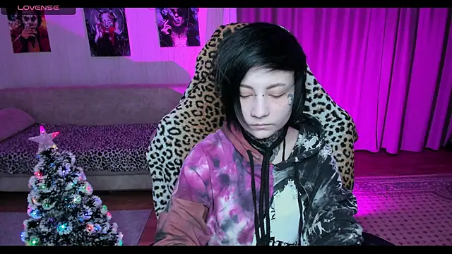 Snapshot of acid_trip1l chatting on 12/12/24, 06:42 acid trip1l online show from 12/12/24, 06:42