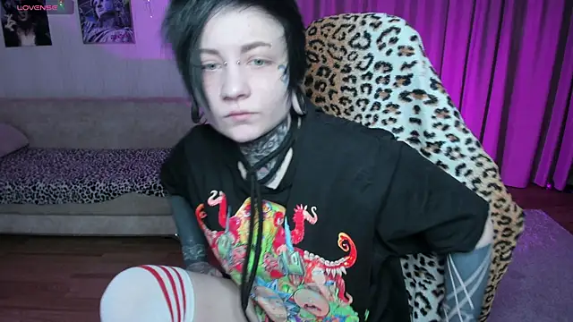 Snapshot of acid_trip1l chatting on 02/16/25, 07:16 acid trip1l online show from 02/16/25, 07:16