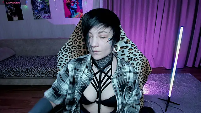 Snapshot of acid_trip1l chatting on 03/19/25, 08:00 acid trip1l online show from 03/19/25, 08:00