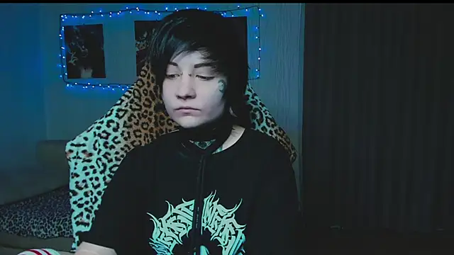 Snapshot of acid_trip1l chatting on 09/29/25, 09:42 acid trip1l online show from 09/29/25, 09:42