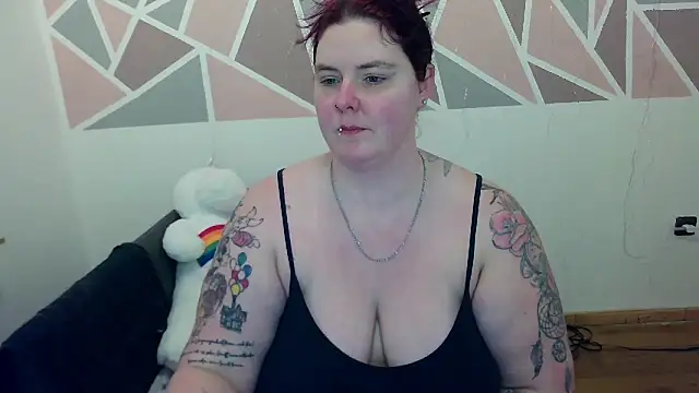 JoyceKyra91 online show from 02/13/25, 04:50