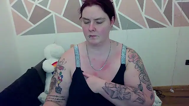 JoyceKyra91 online show from 01/24/25, 09:26