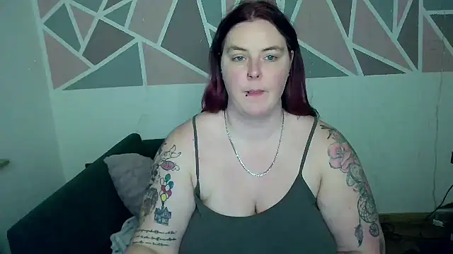 JoyceKyra91 online show from 01/05/25, 06:35