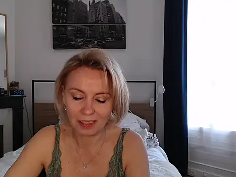 ADreamLady online show from 03/18/26, 02:52